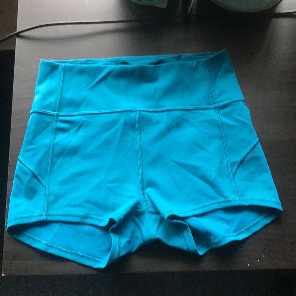 Lululemon In Movement Short Everlux 2.5"
